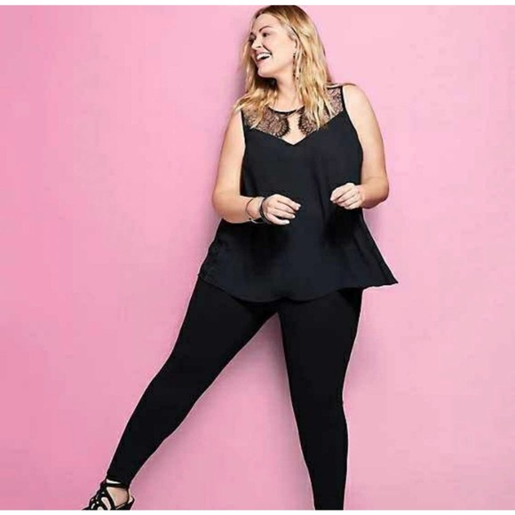 Torrid Black Lace Inset Georgette Tank / Size 1X - Picture 3 of 11